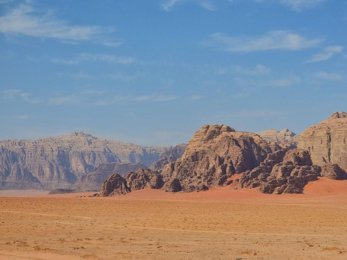 Wadi Rum Oscar Camp Exterior photo