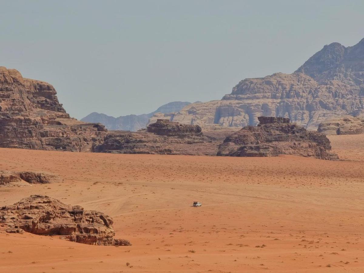 Wadi Rum Oscar Camp Exterior photo