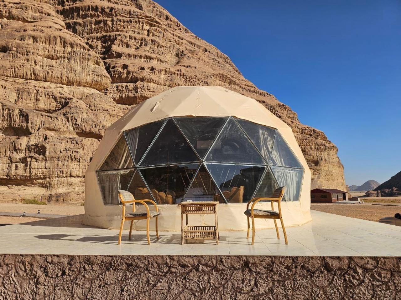 Wadi Rum Oscar Camp Exterior photo
