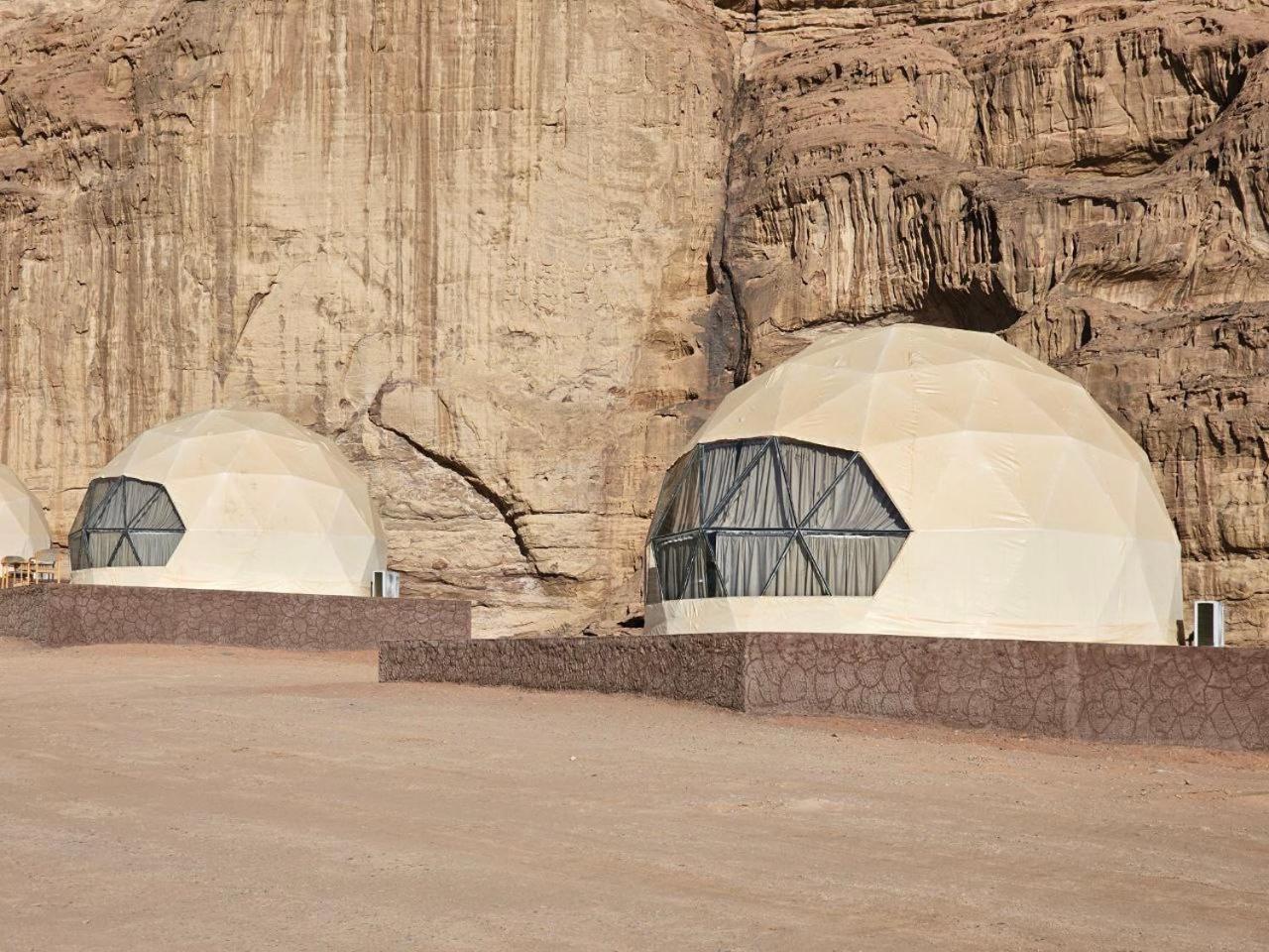 Wadi Rum Oscar Camp Exterior photo