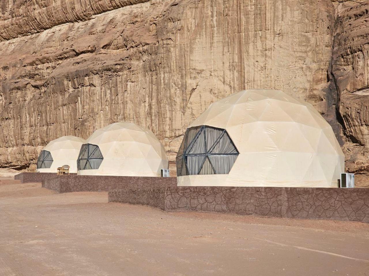 Wadi Rum Oscar Camp Exterior photo
