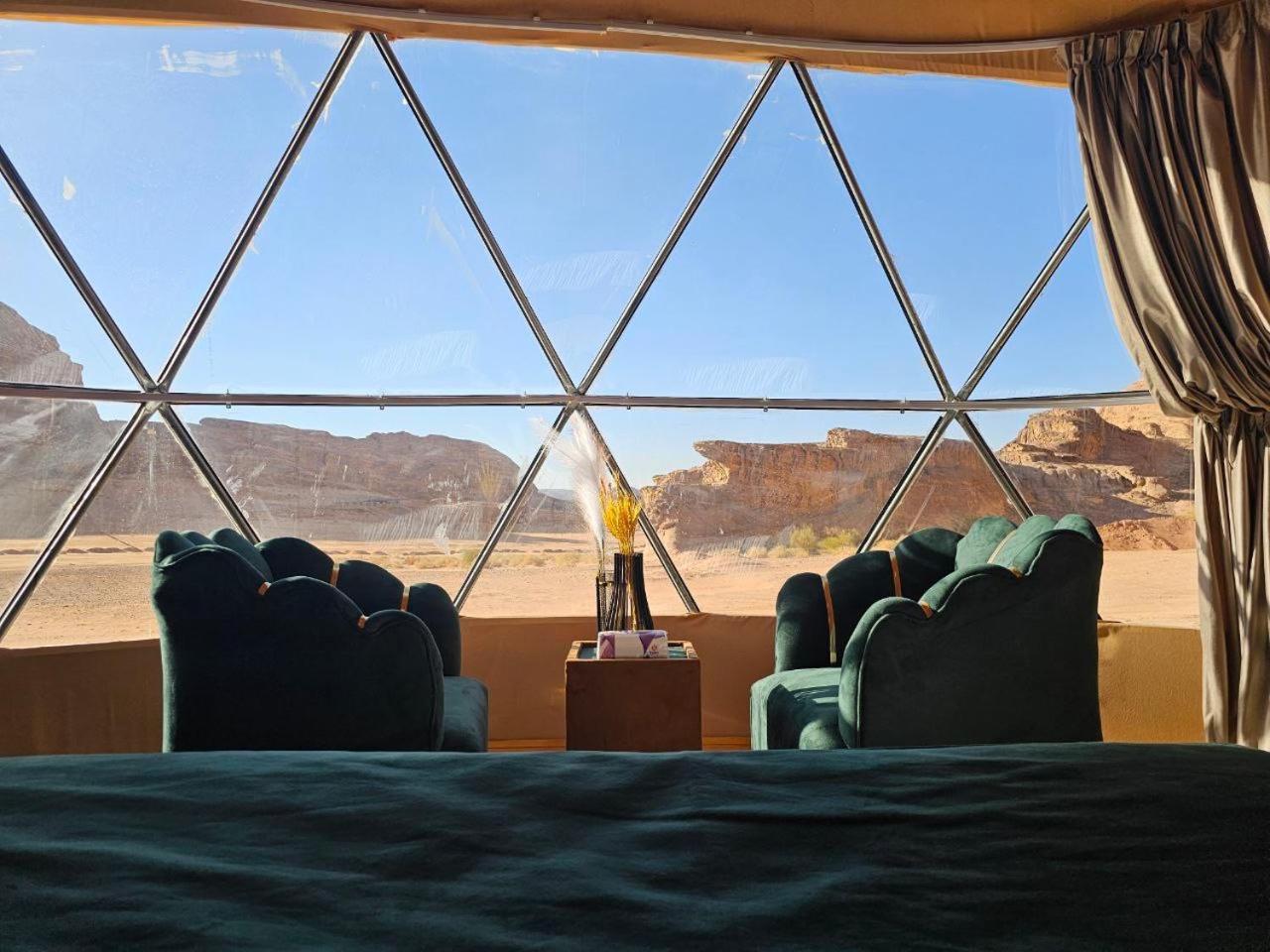 Wadi Rum Oscar Camp Exterior photo