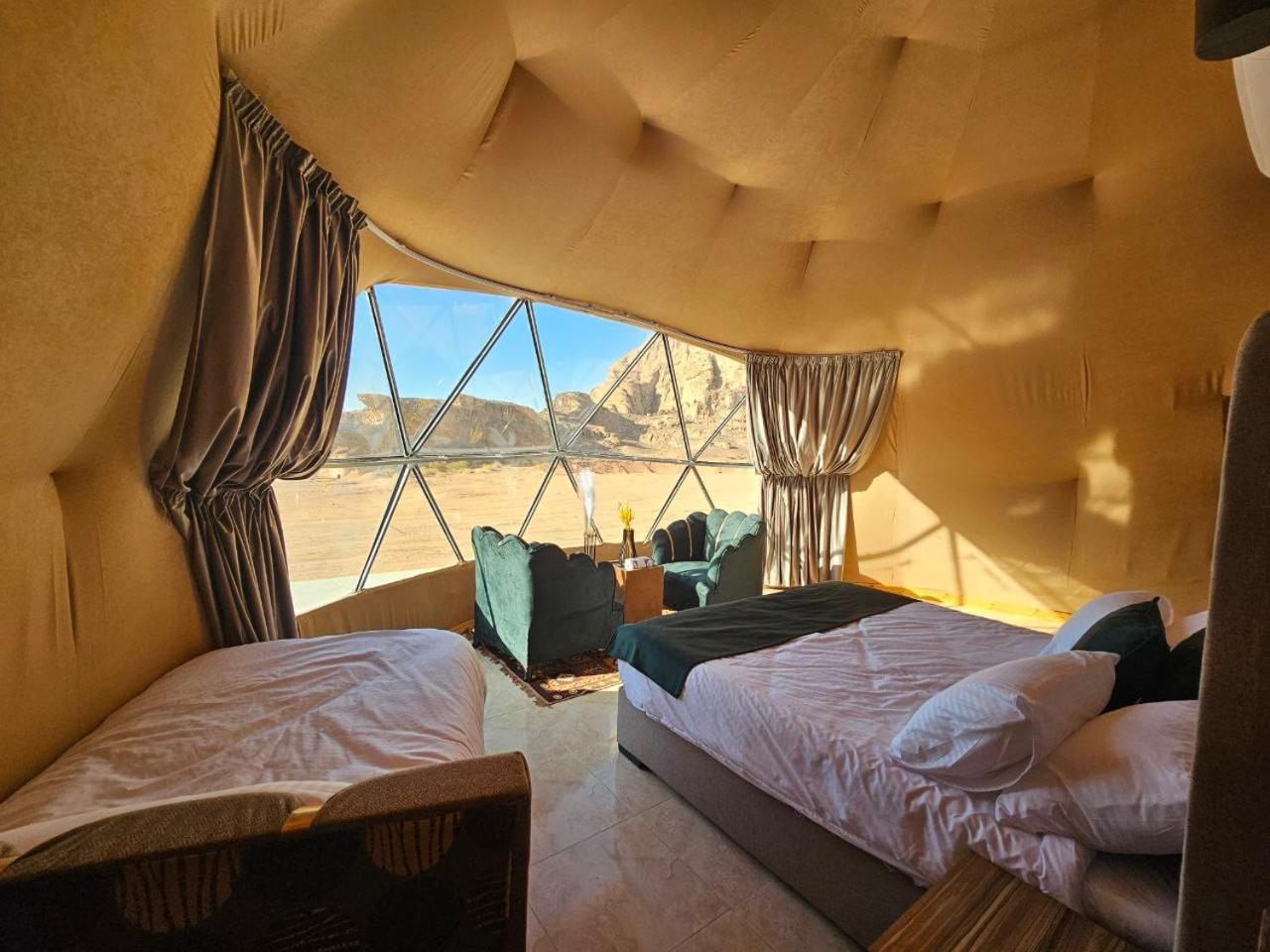 Wadi Rum Oscar Camp Exterior photo