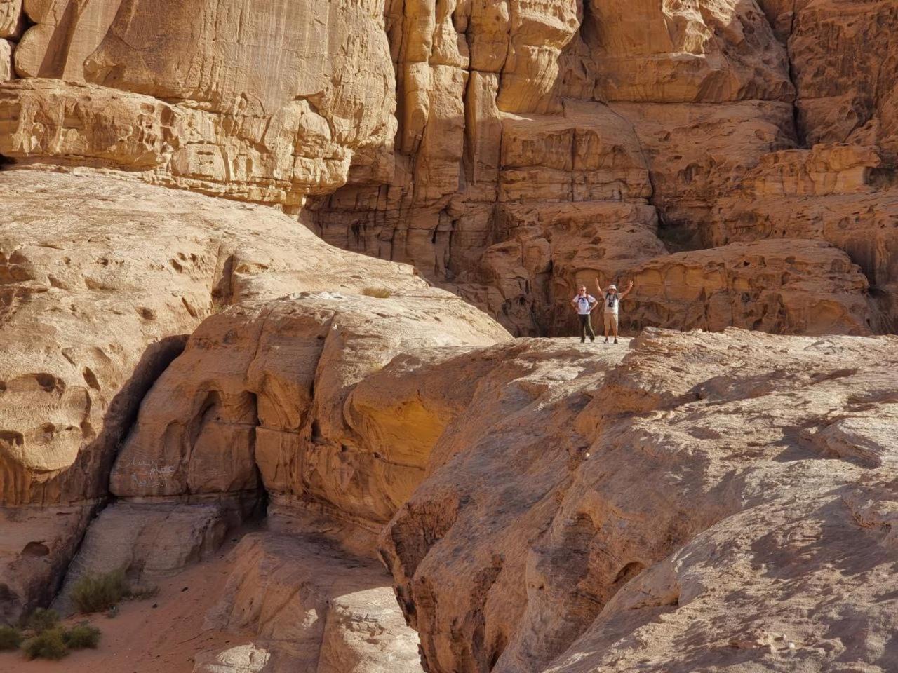 Wadi Rum Oscar Camp Exterior photo