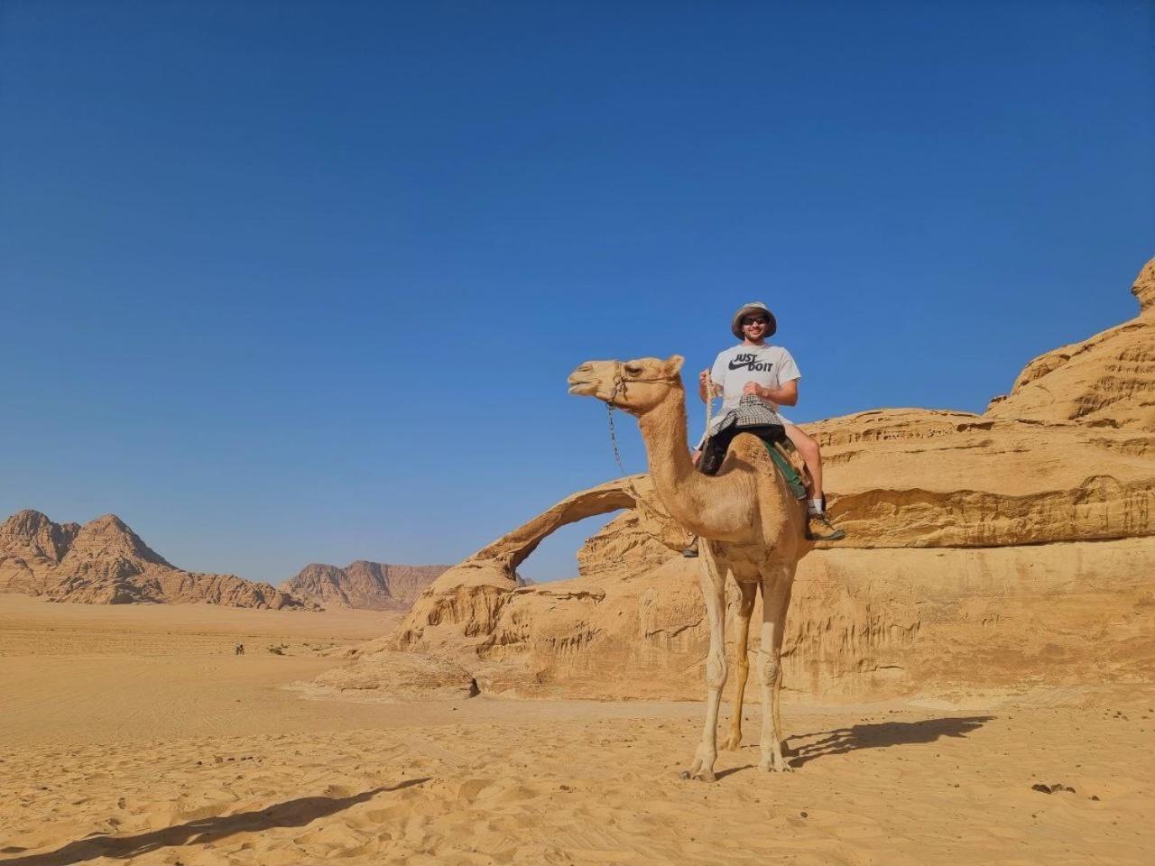Wadi Rum Oscar Camp Exterior photo